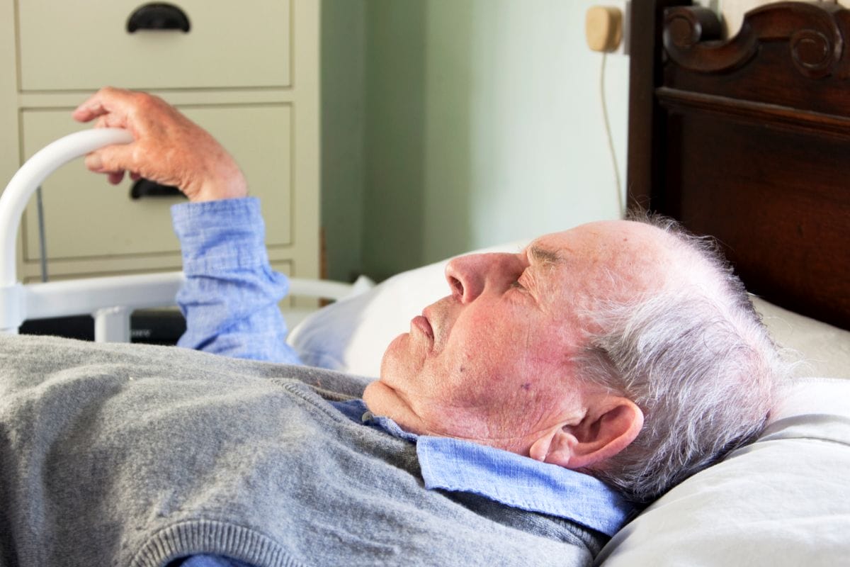 The 5 Best Bed Rails For Seniors